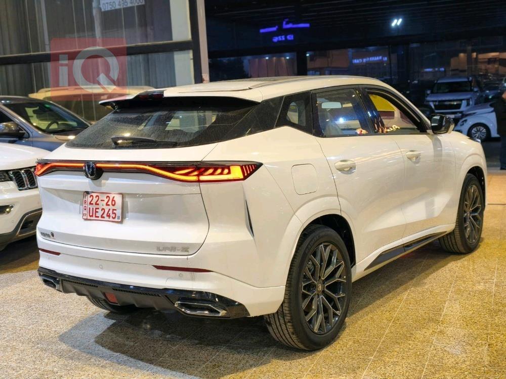 چانگان یونی -Z